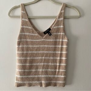 Jessica Simpson stripped crop top